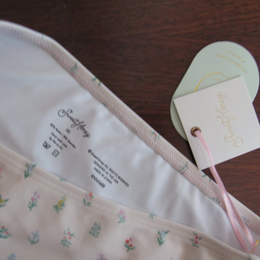 NWT SweetHoney Pink w/Tiny Flower Bouquets Swim Bottoms (Size X-Small) - Picture 4 of 4